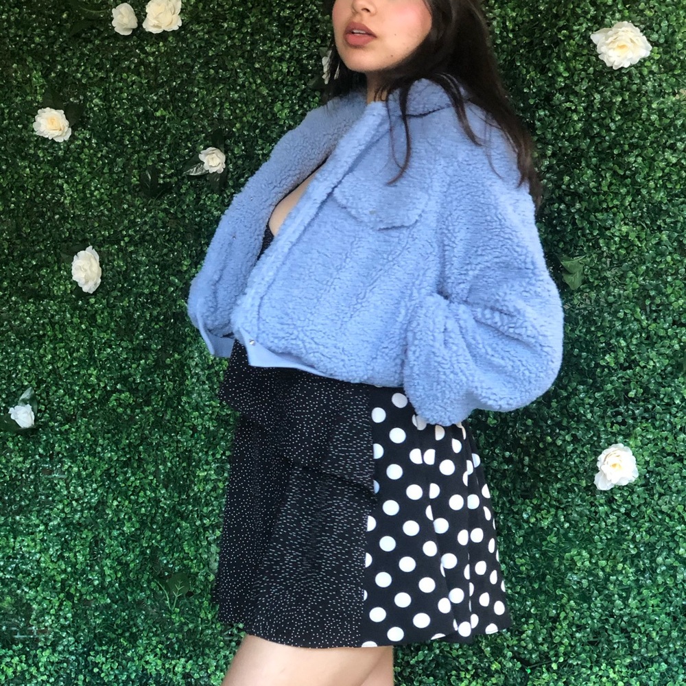 Periwinkle blue teddy jacket, soon to become your new go to closet stable all yr - Picture 2 of 4